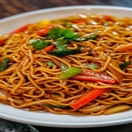 A delicious and spicy drunken noodle recipe with… (1)